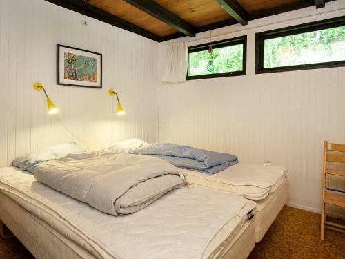 Three-bedroom Holiday Home In Str�by 3