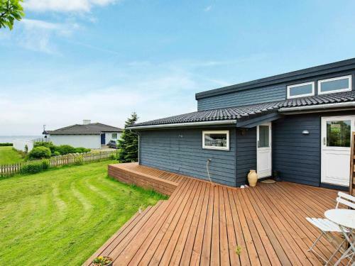 Holiday Home Mj�lnersvej