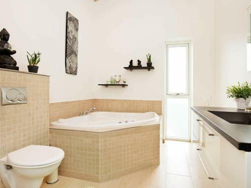 Holiday Home Mj�lnersvej