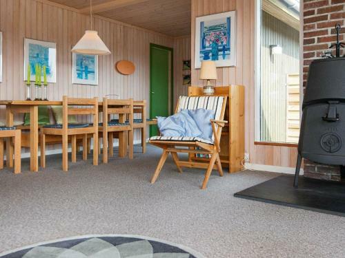 Holiday Home Fan� XIV