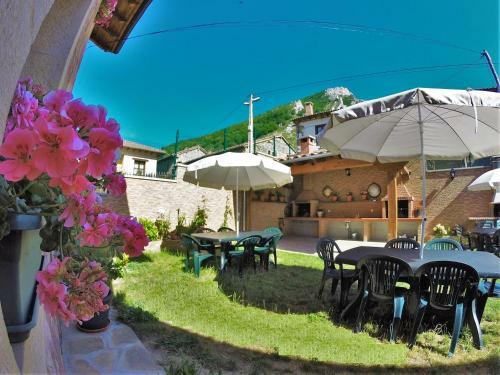Agroturismo Viviendas Rurales El Cant�n