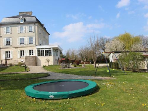 Heritage Castle In Bar-sur-seine Near River