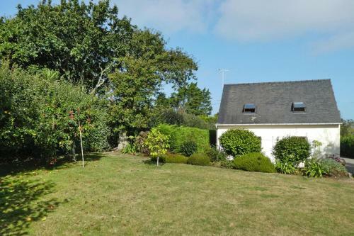Holiday Home Beuzec-cap-sizun - Bre06292-f