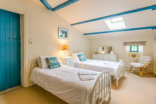 Belluire Villa Sleeps 12 Pool Wifi