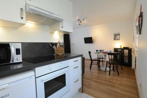 Apartamentos L'appartement De Claire** - Commanderie