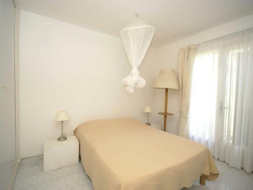 Spacious Holiday Home In Draguignan With Large Pool