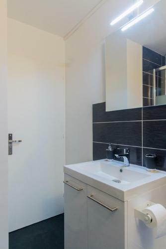 Apartamento Sweethome Dijon - Black & White