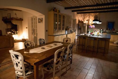 Bed & Breakfast Le Mas Des Romarins