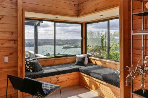 Te Whau Lodge
