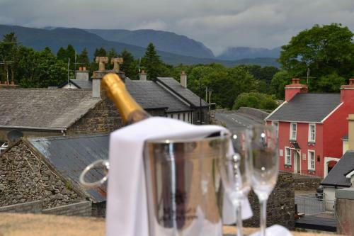 Fairhill House Hotel