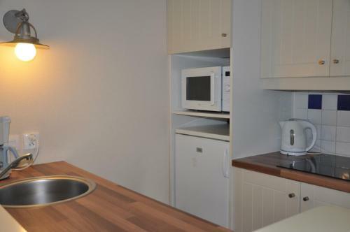 Maison De Vacances Dans Residence Avc Piscine - 337