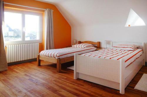 Holiday Home Land�da - Bre051018-f