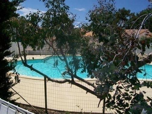 Apartment Pavillon de Vacances T3, Dans R�sidence de Vacances Avec Piscine