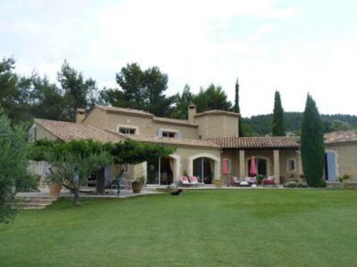 Les Baux De Provence Villa Sleeps 8 Pool Wifi