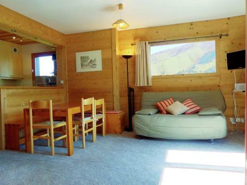 Modern Apartment In Meribel Near Ski Lift