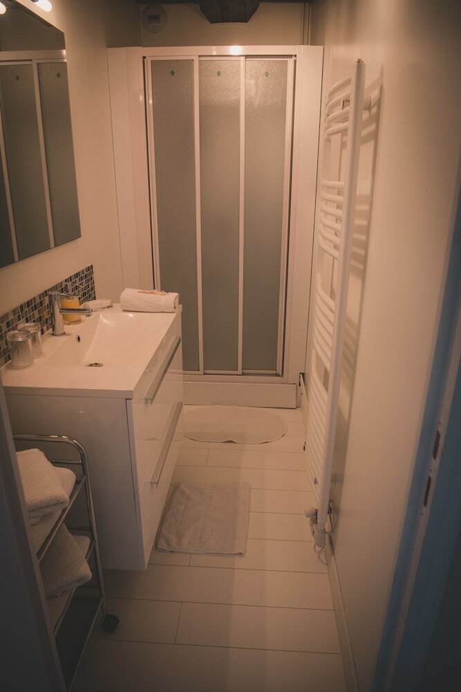 Bed & Breakfast La Maison Periot