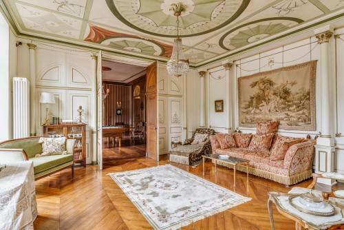 Agroturismo Trementines Chateau Sleeps 12 Pool Wifi