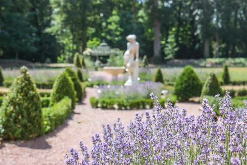 Agroturismo Trementines Chateau Sleeps 12 Pool Wifi