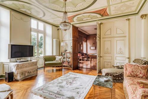 Agroturismo Trementines Chateau Sleeps 12 Pool Wifi
