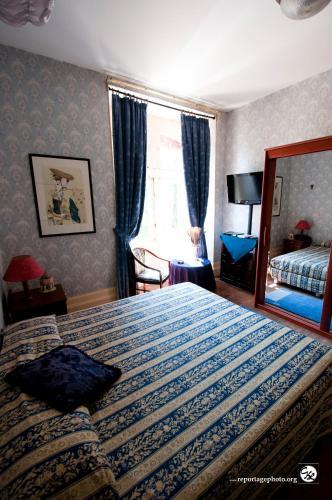 Bed & Breakfast Ch�teau De Lastours