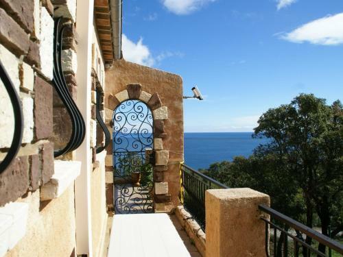 Stunning Villa In Les Issambres With Swimming Pool