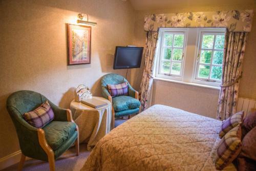Riverside House Hotel
