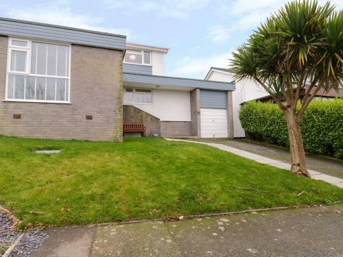32 Gwelfor, Cemaes Bay