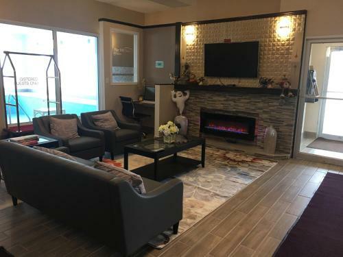 Posada Bay Hill Inns & Suites