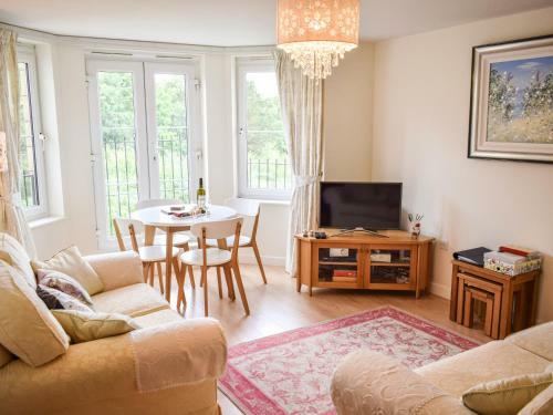 Tweed Apartment