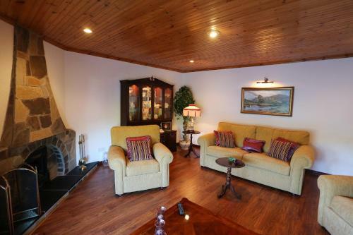 Sleepy Hollow B&B