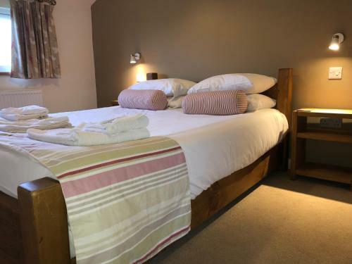 Fields End Lodges