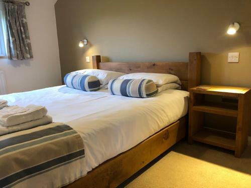 Fields End Lodges