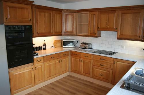 Hostal Dalkeith Five Bedroom House