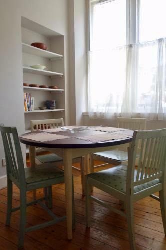 Apartamento Art-filled 2 Bedroom Home In Leith Accommodates 6