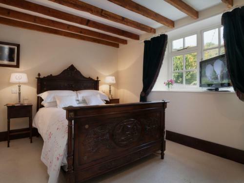 Holiday Home Hutchinghayes Farmhouse