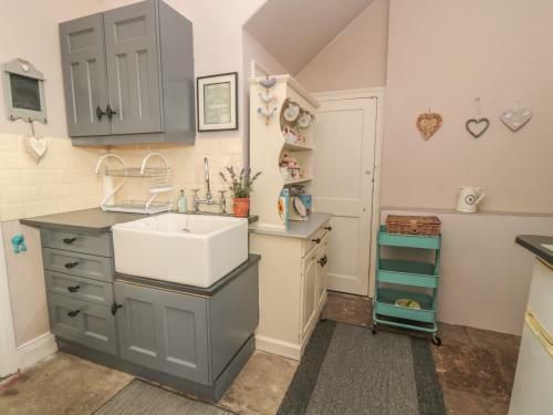 West Wing Cottage