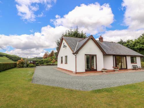 Drainbyrion Farm House