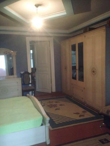 Hostal Gorgadze Apartment
