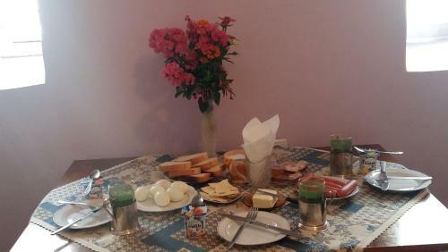 Hostal Mimino Mizandari