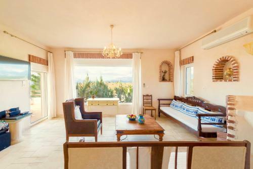 Villa Myrsini