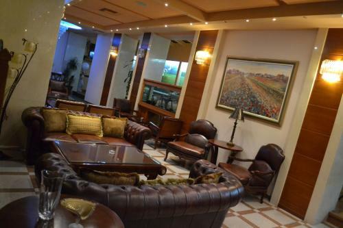 Elena Hotel