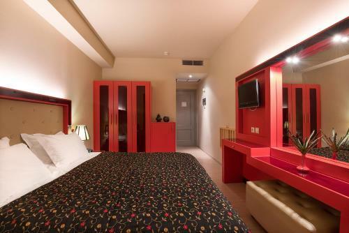 Lagadia 4 Seasons Hotel