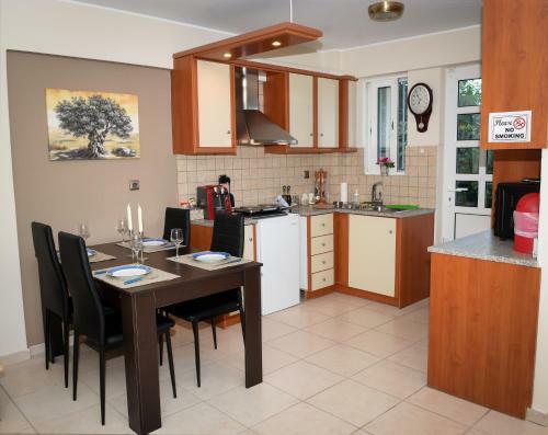 Cozy Apartment Near The Airport