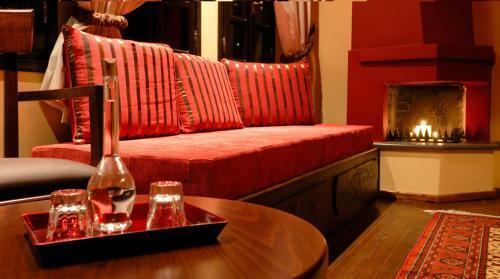 Hostal Adrasteia Guesthouse