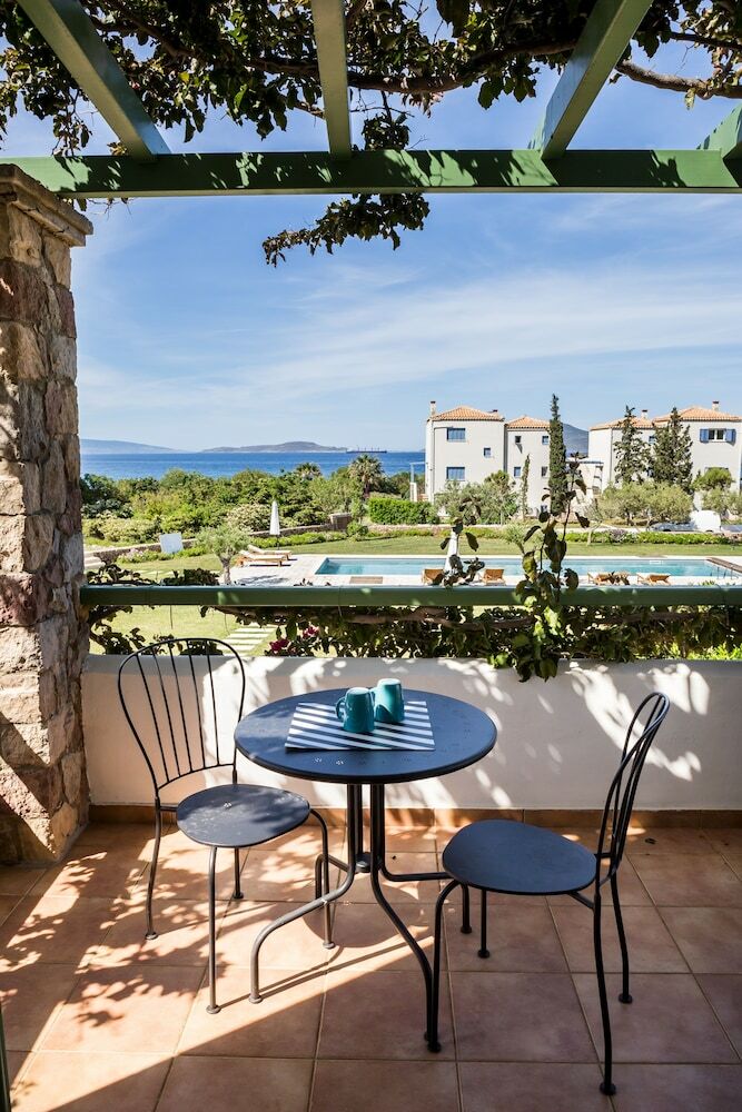 Neapoli Villas