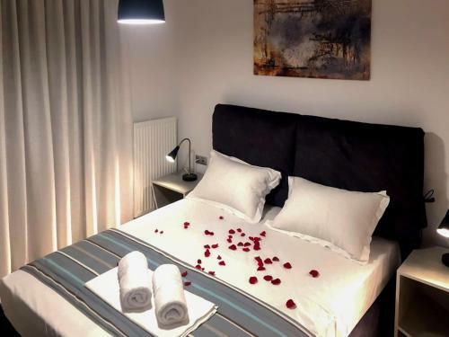 Aelia Apartments