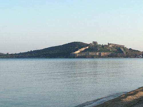 Apartamento Isalos Suites