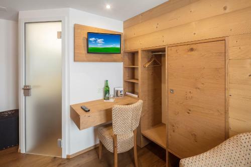 Hotel Edelweiss