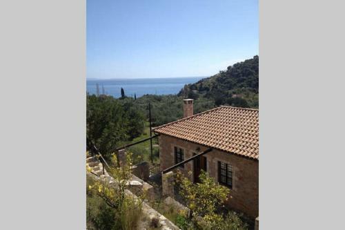 Villa Leonidio Stone House