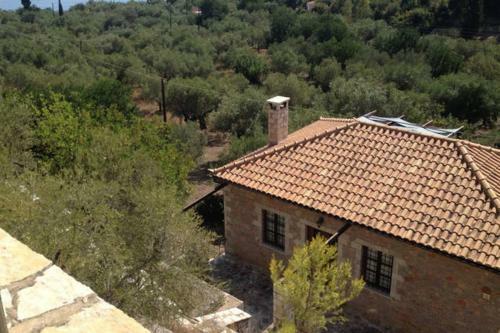Villa Leonidio Stone House